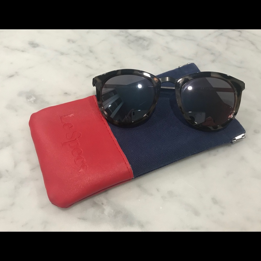 Le Specs ‘No Smirking’ Sunglasses